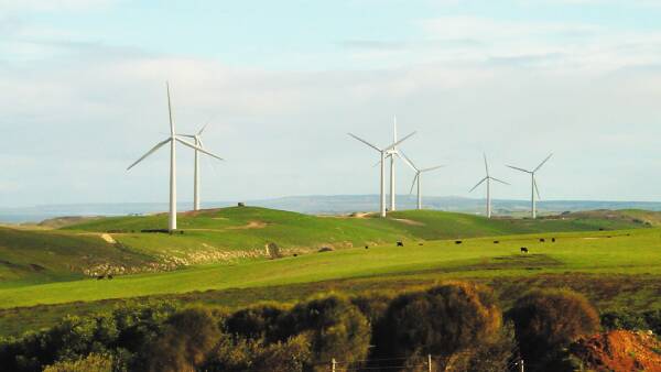 Wind farm which led Australia's renewable power push now to be dismantled